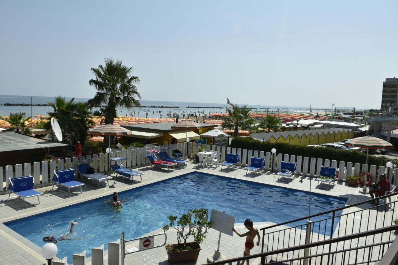 Hotel Astoria 3*