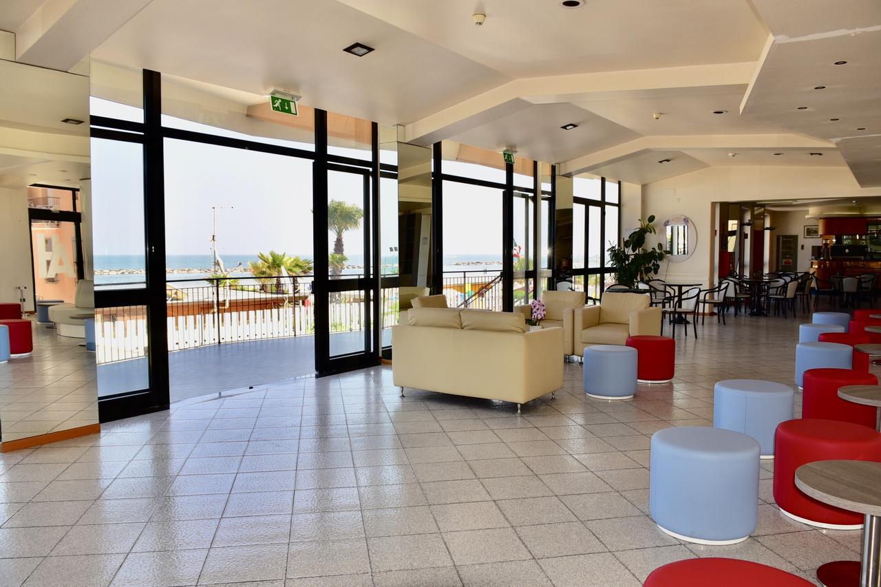 Hotel Astoria 3*